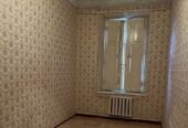 Продам квартиру 66 кв.  м. ,  2/3,  Исторический центр города.