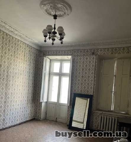 Продам квартиру 66 кв.  м. ,  2/3,  Исторический центр города.