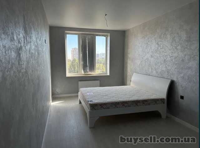Продам квартиру 76 кв.  м. ,  10/24,  новый дом,  жк 4 Сезона.