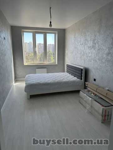 Продам квартиру 76 кв.  м. ,  10/24,  новый дом,  жк 4 Сезона.