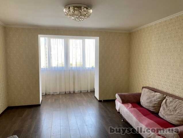 Продам квартиру 80 кв.  м. ,  6/10,  ул.  Ильфа и Петрова/Левитана.