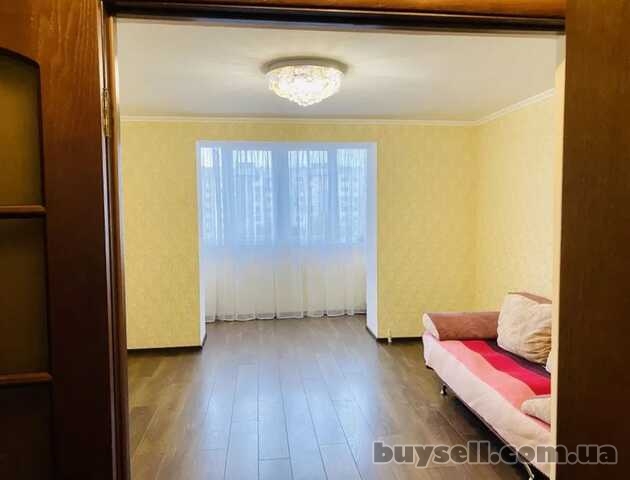 Продам квартиру 80 кв.  м. ,  6/10,  ул.  Ильфа и Петрова/Левитана.