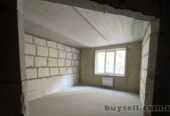 Продам квартиру 81 кв. м. ,  3/11,  новый дом,  жк Дом у Фонтана. 89 0