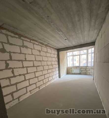 Продам квартиру 81 кв. м. ,  3/11,  новый дом,  жк Дом у Фонтана. 89 0