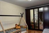 Продам rвартиру 60 кв.  м. ,  4/7,  ул.  Космонавтов/Иглези.