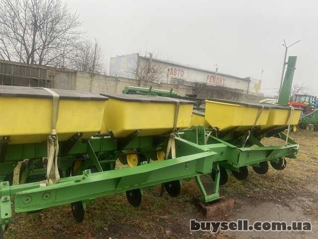 Сівалка Сівалки John Deere 7000/7200  8 рядні,  точного висіву,  з США