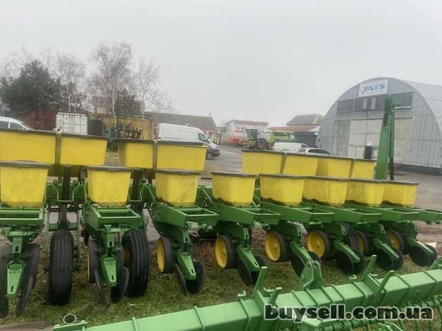 Сівалка Сівалки John Deere 7000/7200  8 рядні,  точного висіву,  з США