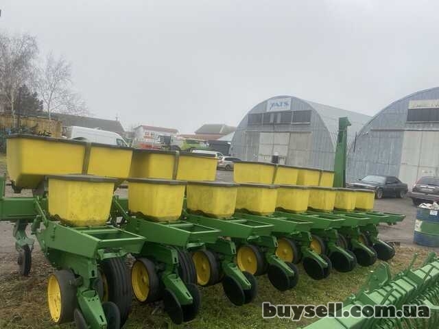 Сівалка Сівалки John Deere 7000/7200  8 рядні,  точного висіву,  з США