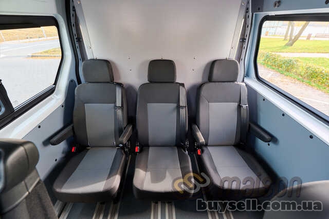 Переобладнання Renault Master у вантажопасажирський