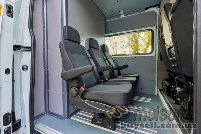 Переобладнання Renault Master у вантажопасажирський