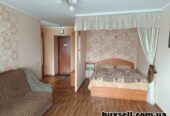 Посуточно 1-к.       кв-ра с кондиционером в центре,       евроремонт