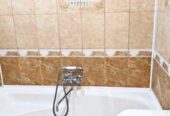 Продам 2.7.9 со свежим капитальным ремонтом на Крытом Рынке.