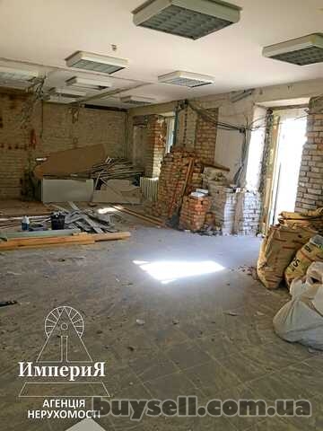 Продам 3-Х комнатную 104 квадрата на ДНСе. Кирпичный дом 2000 года.