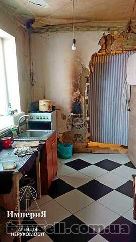 Продам часть дома в Центре.Отдельный двор.Все коммуникации.