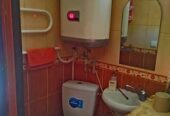 Продам часть дома в Центре.Все коммуникации.Косметический ремонт.