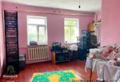 Продам дом 100 квадратов в Ольшанице.Кирпич.Косметический ремонт.
