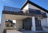 Продам дом 294 м. кв.  20 соток.  Старые Кодаки