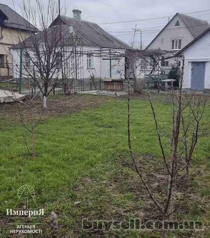Продам дом на Заречье со всеми коммуникациями.