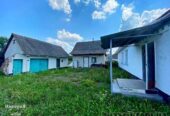 Продам дом в Центре села Тушки.Все коммуникации.