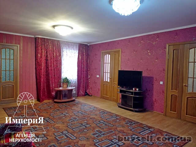 Продам кирпичный дом 2012 года с кап. ремонтом и всеми коммуникациями.