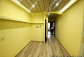 Продаю 3к.  квартиру в центрі міста