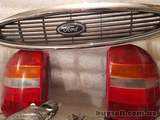 Решетка радиатора Ford Mondeo 2 1996-2000.  хром YS718A133CA