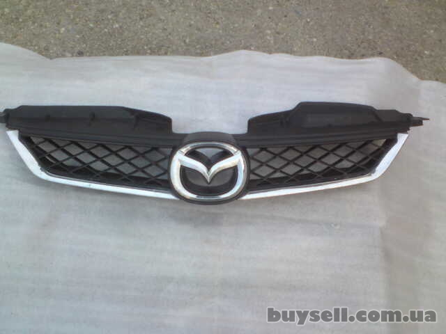 Решітка перед радіатором дo MAZDA 5  (2005-2010р. в)