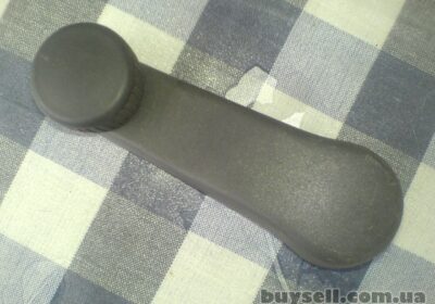 ruchka_vidkrivannya_dverey_vnutrishnya_zadnya_liva_do_VW_GOLF-V_4052437