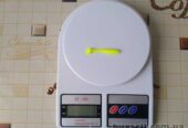 Твистера 10 шт мягкий силикон 5 см. 1 грамм