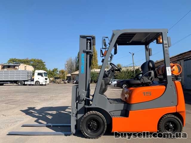 Вилочный автопогрузчик Sumitomo на 1. 5 тонны с синхронным позиционеро