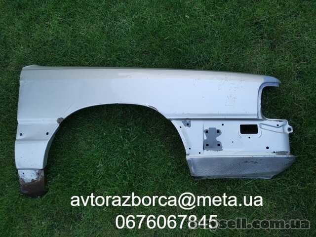 Крило переднє праве А-100 86р. в.  оригінал