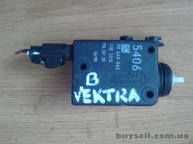 Запчастини до Opel Vektra-B (97р. в. )