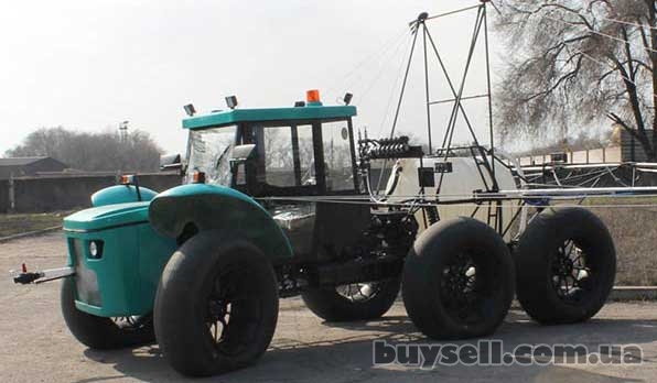 Самохідний обприскувач Водолій ЕСМ-3