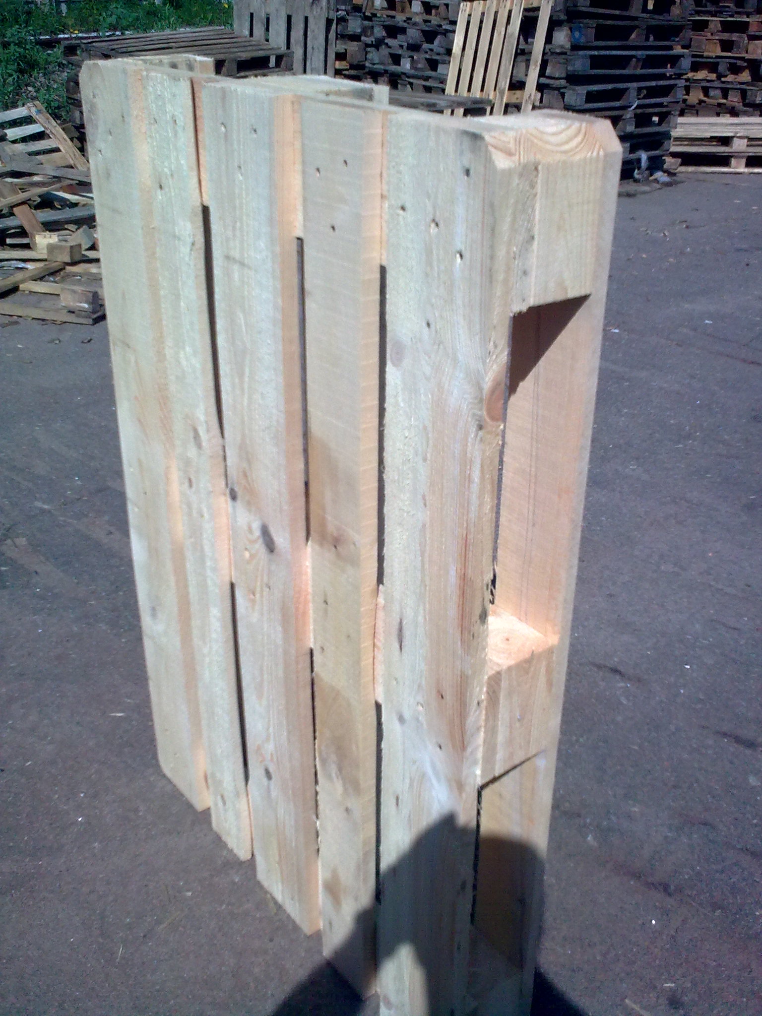 Поддоны,  паллеты деревянные и пластиковые 1200х800,  1200х1000, 800х600 новые и б/у в г.  Киеве