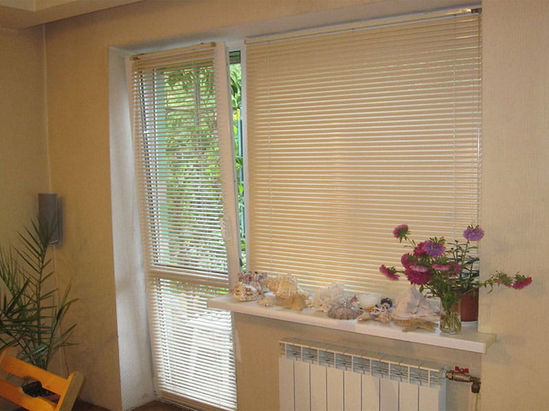 Горизонтальні жалюзі