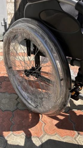 Інвалідне крісло-коляска реклайнер Action 45,5 см Invacare