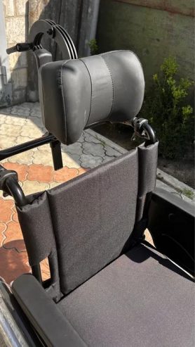 Інвалідне крісло-коляска реклайнер Action 45,5 см Invacare