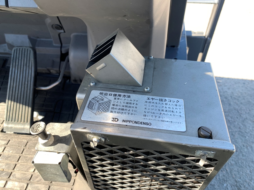 навантажувач Mitsubishi, з пічкою та бічним зсувом. Модель: FGE20T.