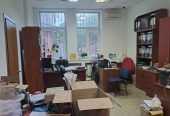 Продам офіс в Центрі міста Серова, закритий двір
