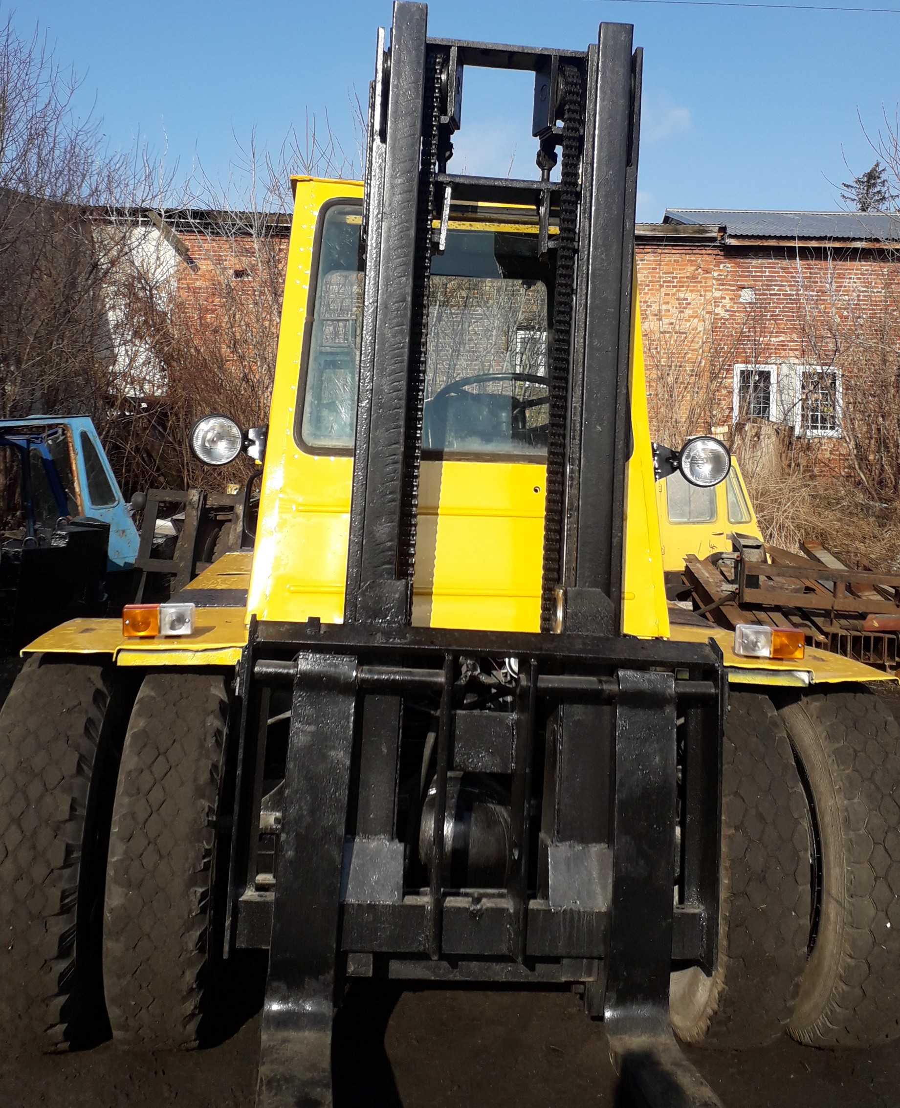 Львівський навантажувач дизельний  5т