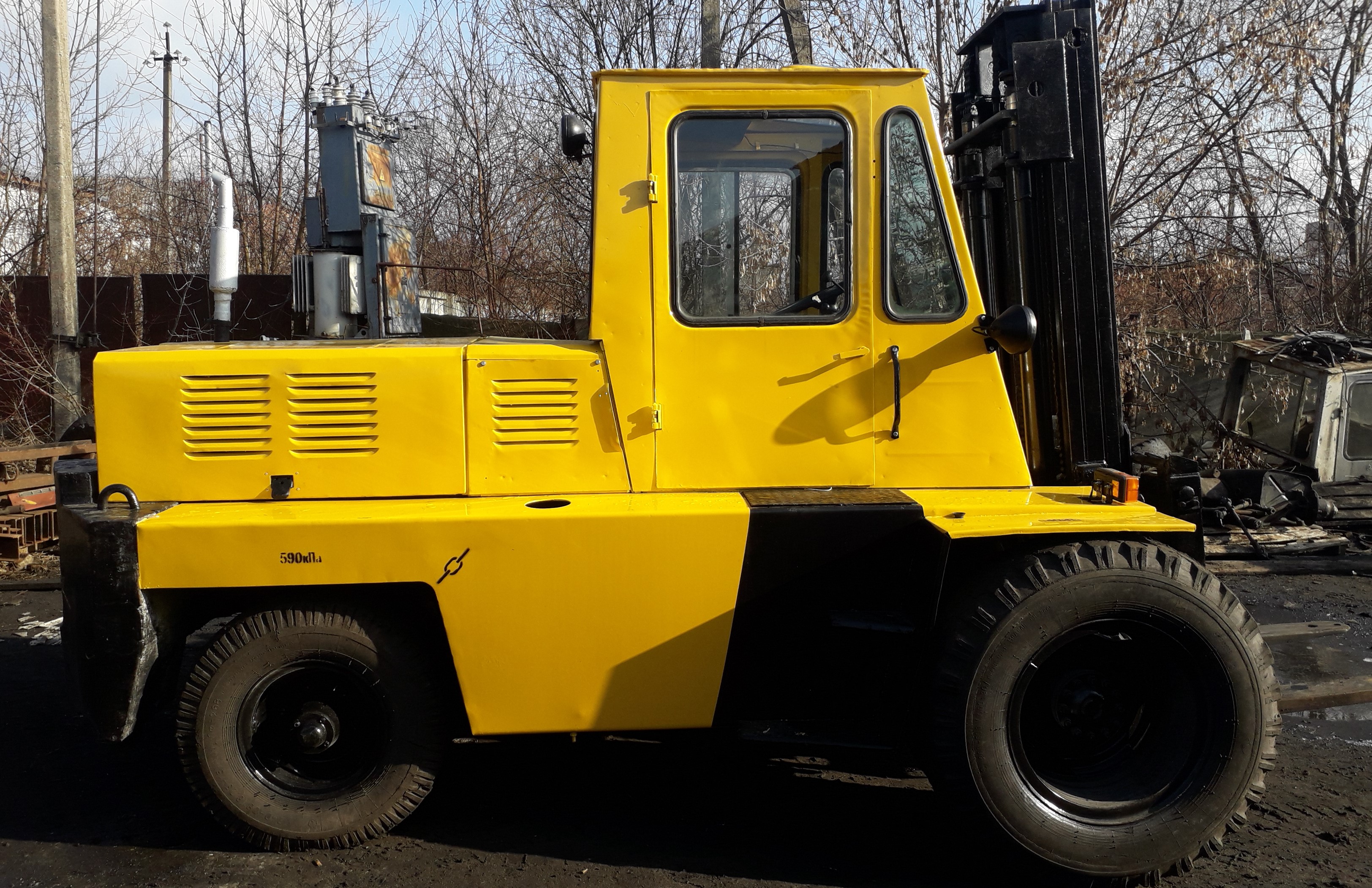 Львівський навантажувач дизельний  5т