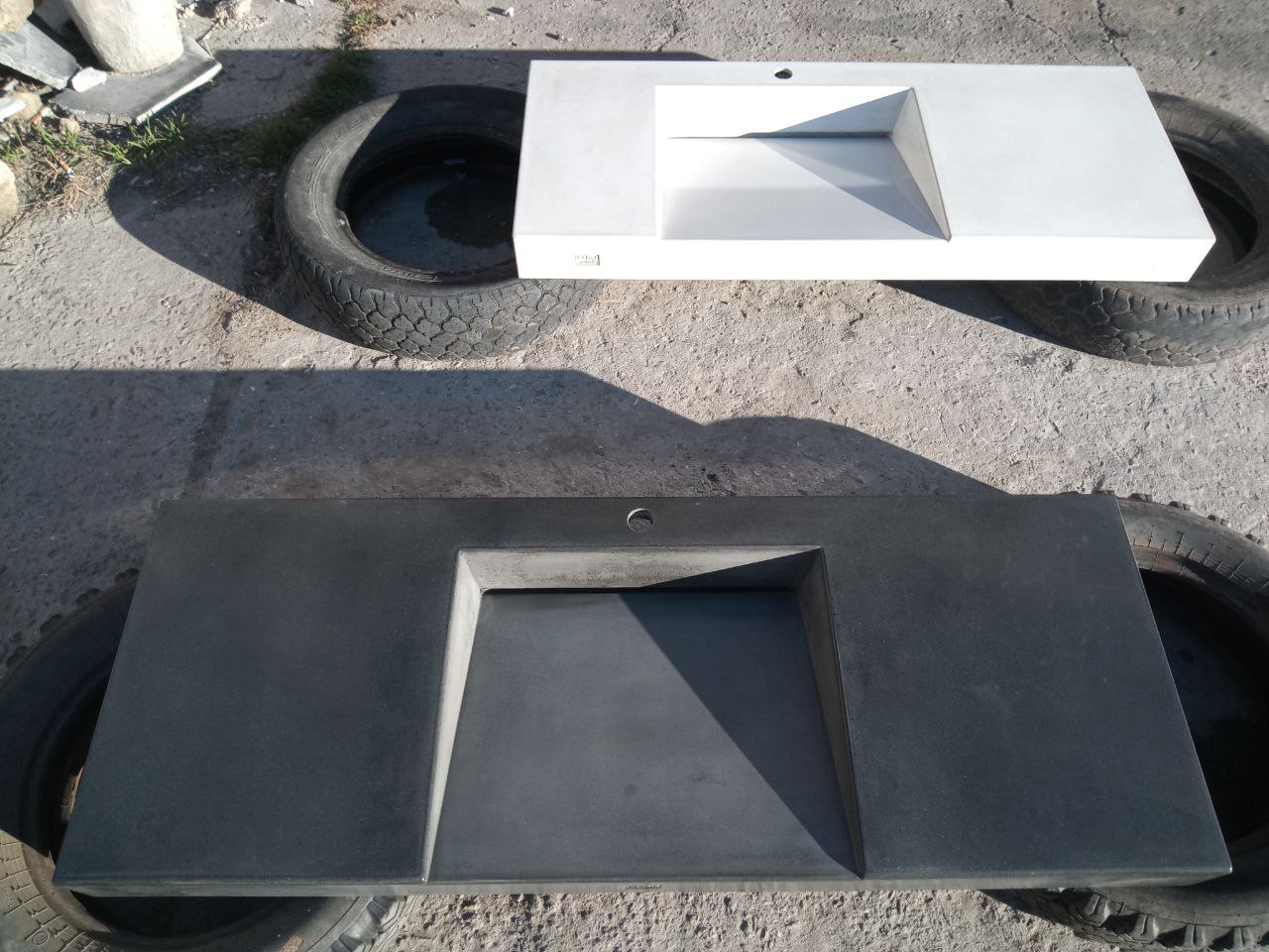 Щелевой умывальник из бетона,столешница,раковина