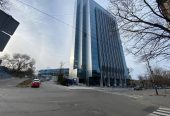Офіс А+ класу в центрі міста. З ремонтом (без меблів).