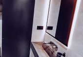 Бетонный щелевой умывальник подвесной лофт под заказ