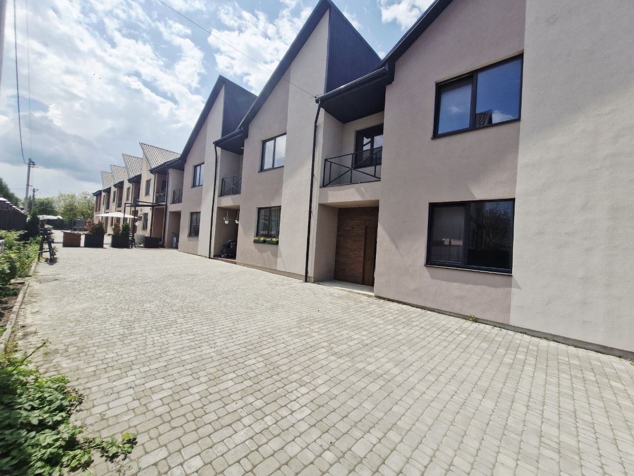 Продаж таунхауса в передмісті Луцька!