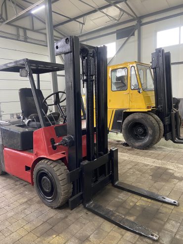 Продам погрузчик балканкар,  вантажопідйомність3,  5т