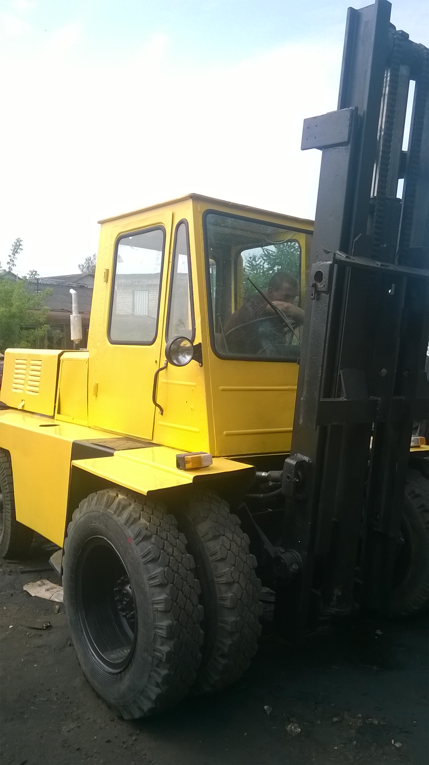 Львівський автонавантажувач,після ремонту