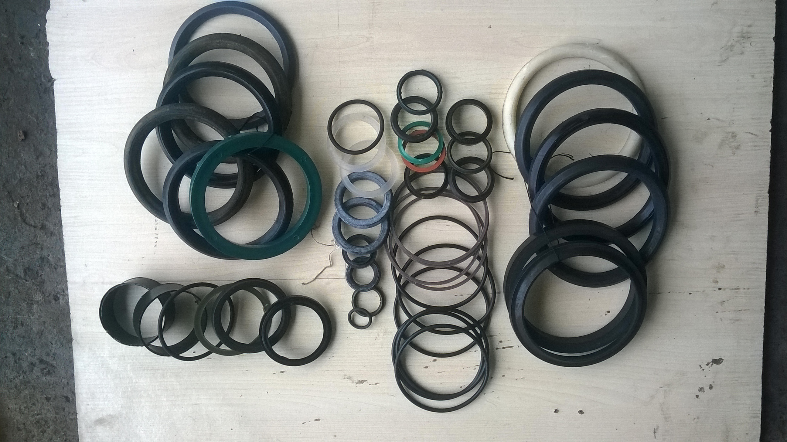 Продам вила до львівського автонавантажувача 5-10т