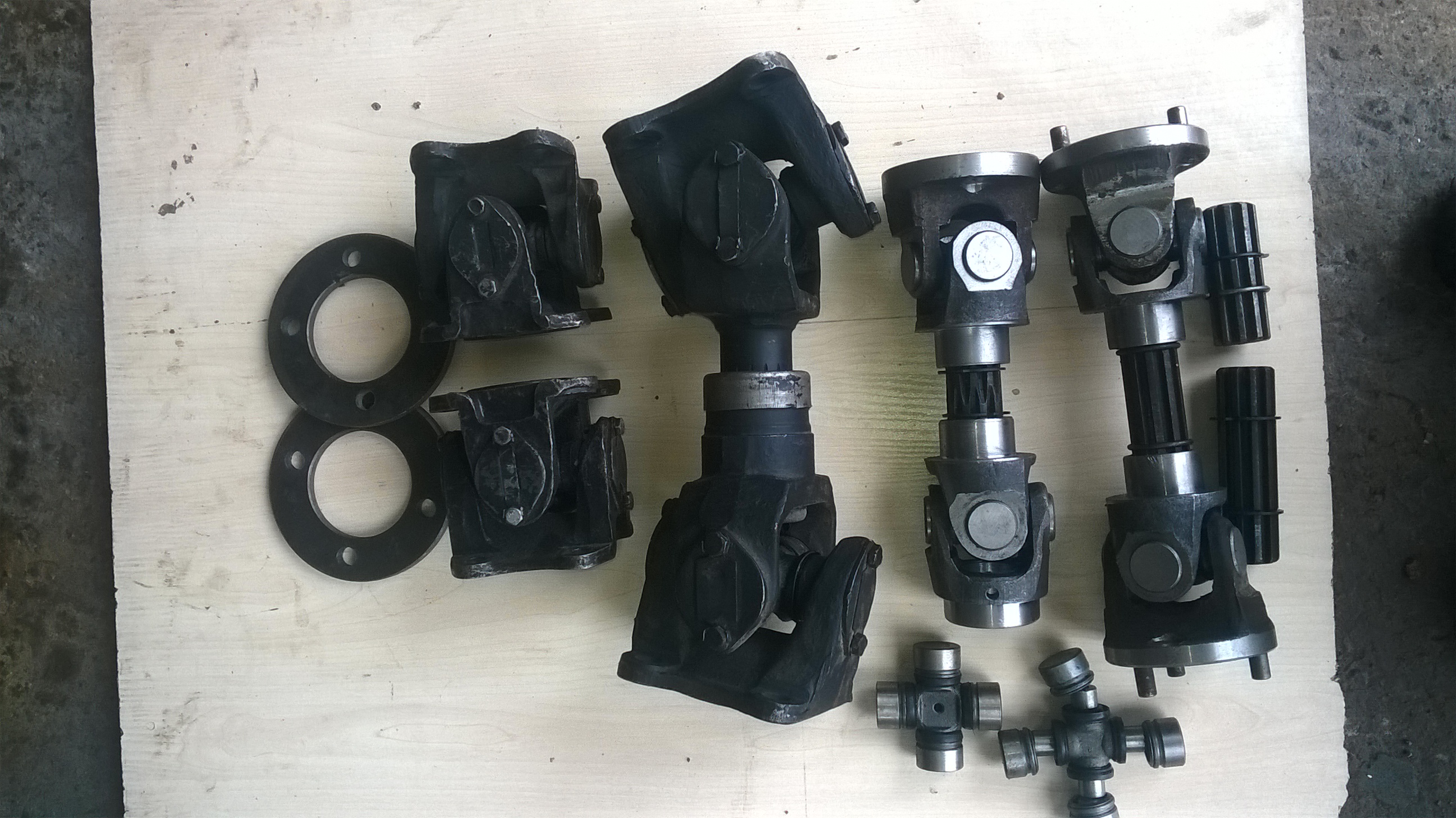 циліндр руля до львівського автонавантажува 5-10т