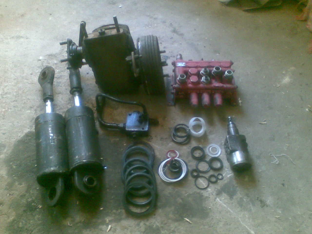 Продам раму шасі до львівського автонавантажувача